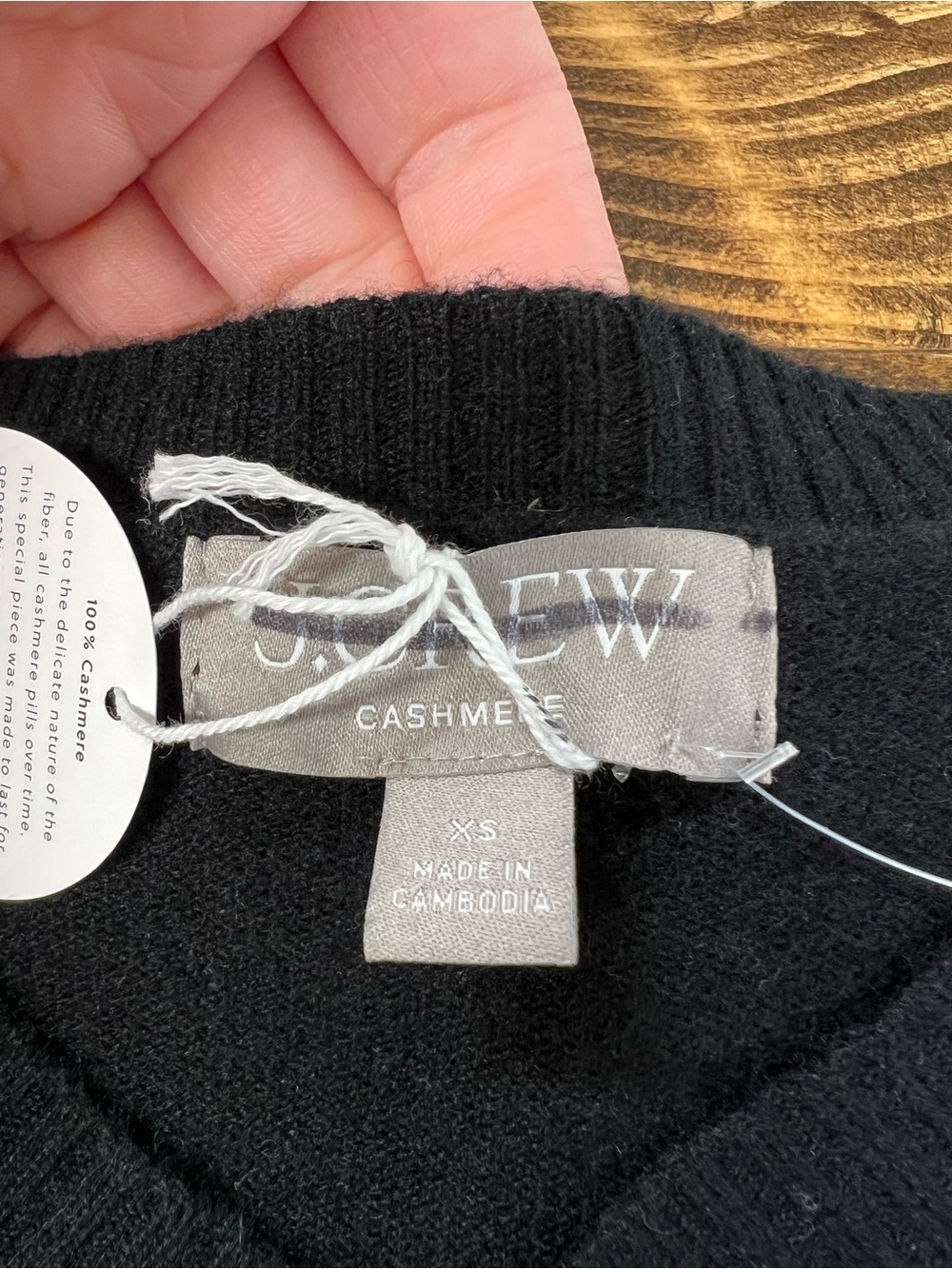 J. Crew Cashmere high V-neck sweater in stripe Black and White Size XS - Picture 6 of 10